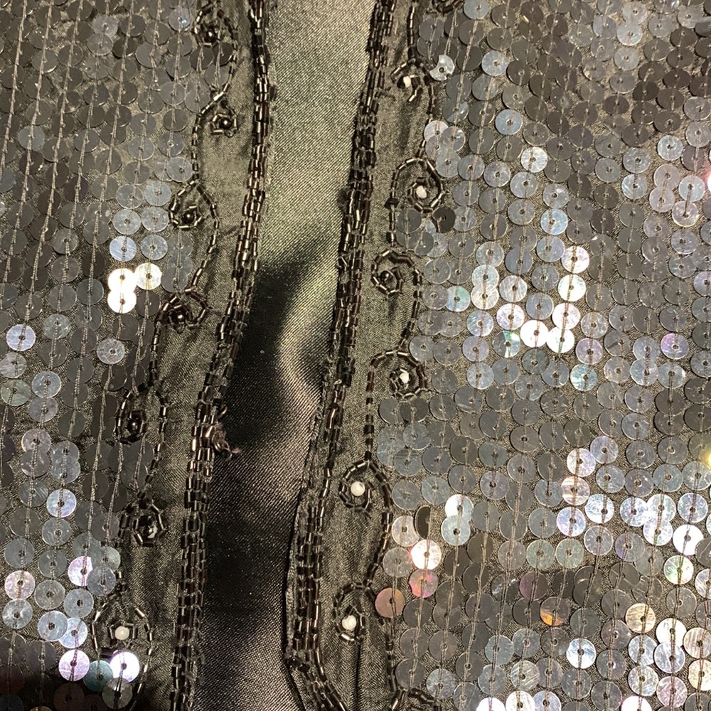 Embellished vest - Picture 5 of 8